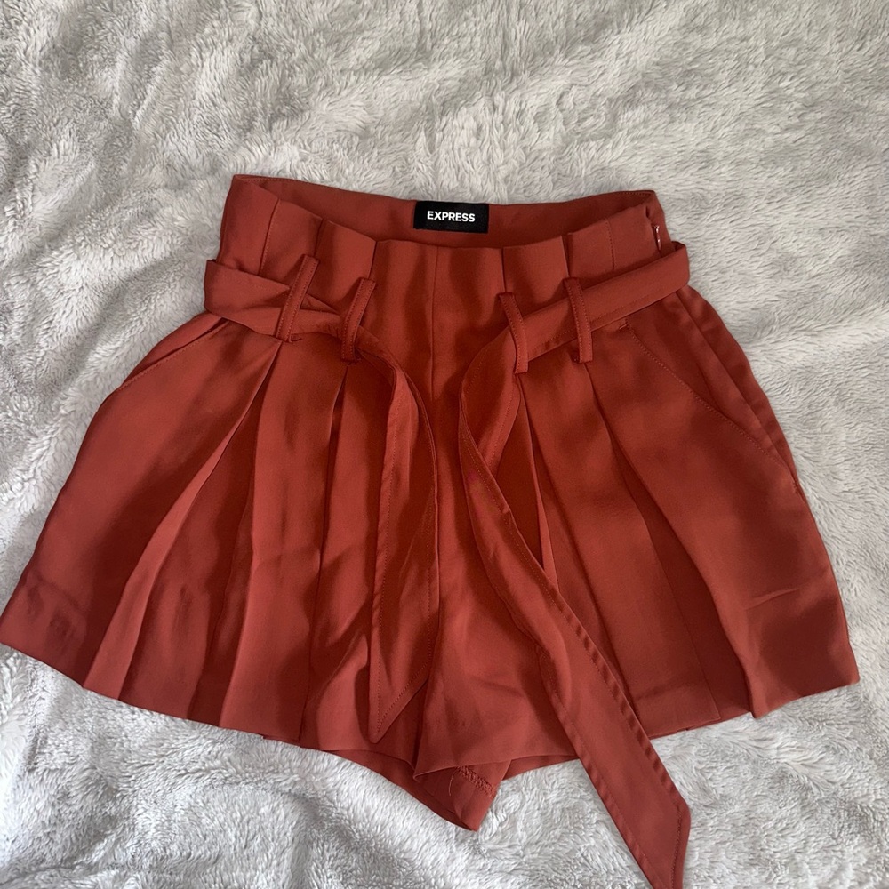 EXPRESS WOMEN SHORTS